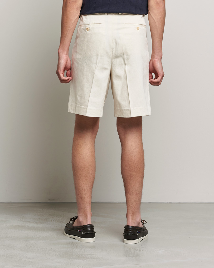 Mies | Shortsit | GANT | Tailored Volume Shorts Caulk White