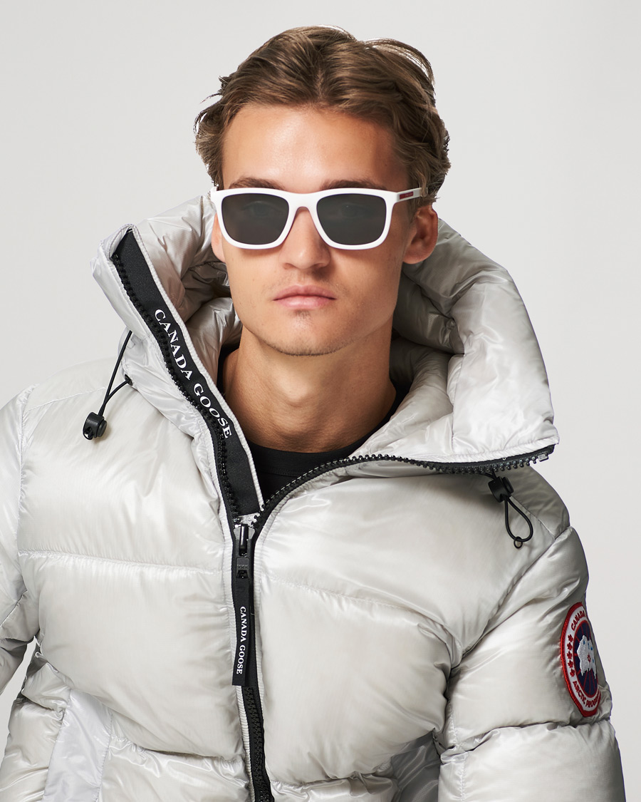 Mies | Neliskulmaiset aurinkolasit | Prada Linea Rossa | 0PS 10WS Polarized Sunglasses White