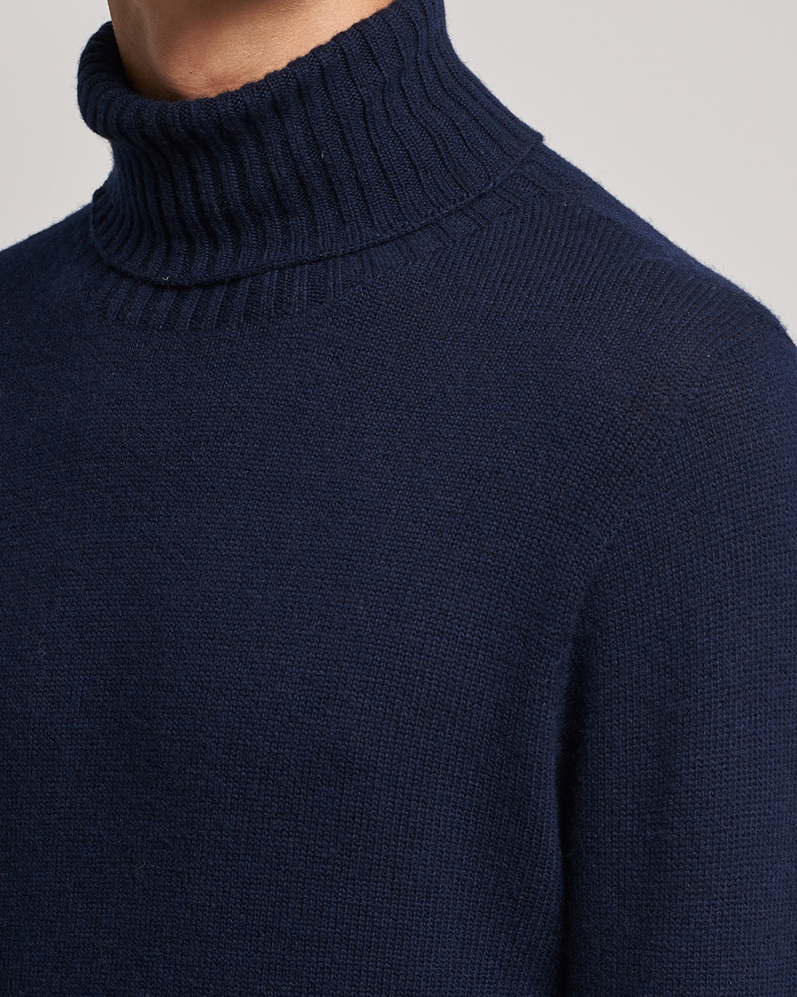 Mies | Puserot | Altea | Wool/Cashmere Turtleneck Sweater Navy