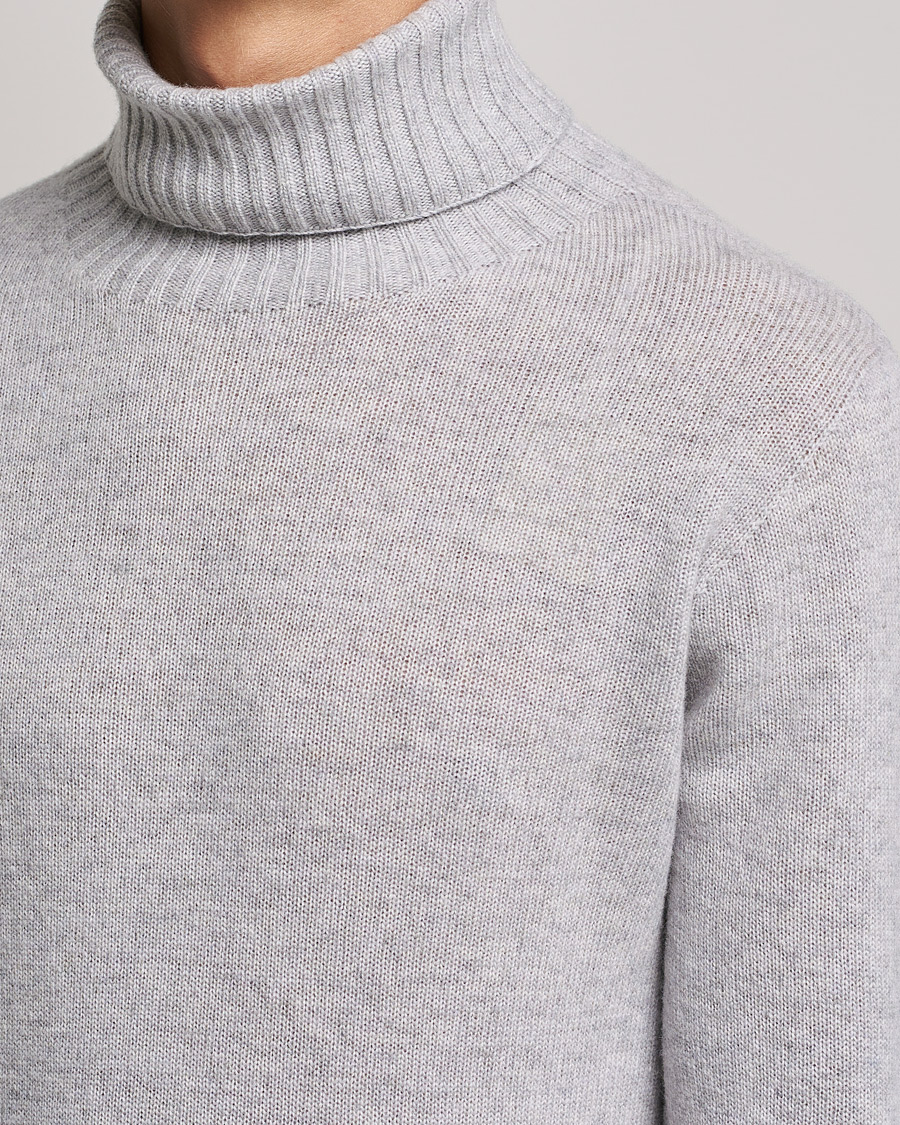 Mies | Puserot | Altea | Wool/Cashmere Turtleneck Sweater Light Grey