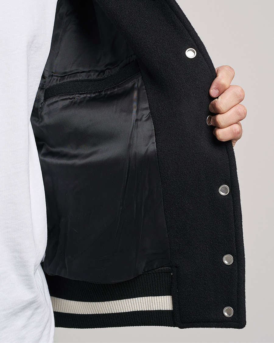 Mies | Takit | Axel Arigato | Offense Varsity Jacket College Green/Black