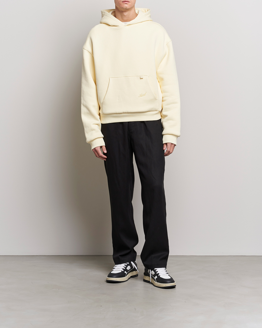 Mies | Puserot | Axel Arigato | Title Hoodie Pale Yellow