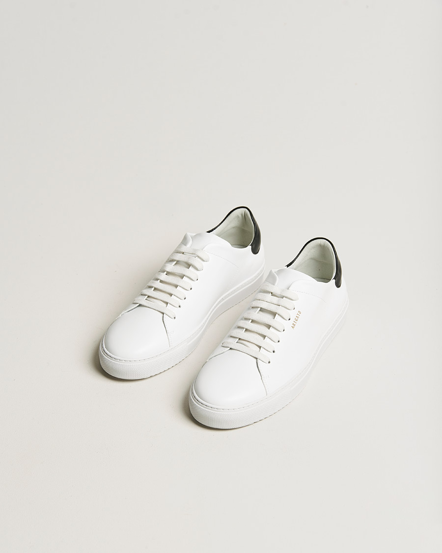 Mies | Valkoiset tennarit | Axel Arigato | Clean 90 V Contrast Sneaker White