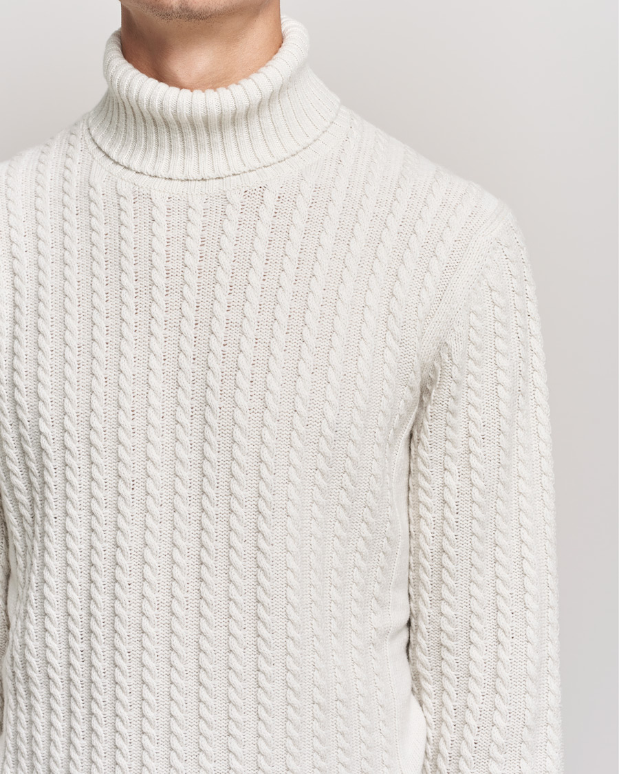Mies | Puserot | Brioni | Cashmere Cable Turtleneck Off White