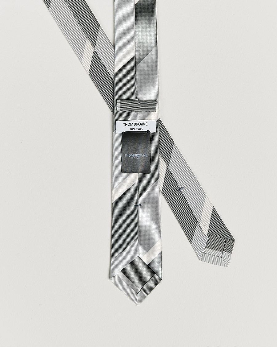 Mies | Thom Browne Wide Rep Stripe Tie Medium Grey | Thom Browne | Wide Rep Stripe Tie Medium Grey