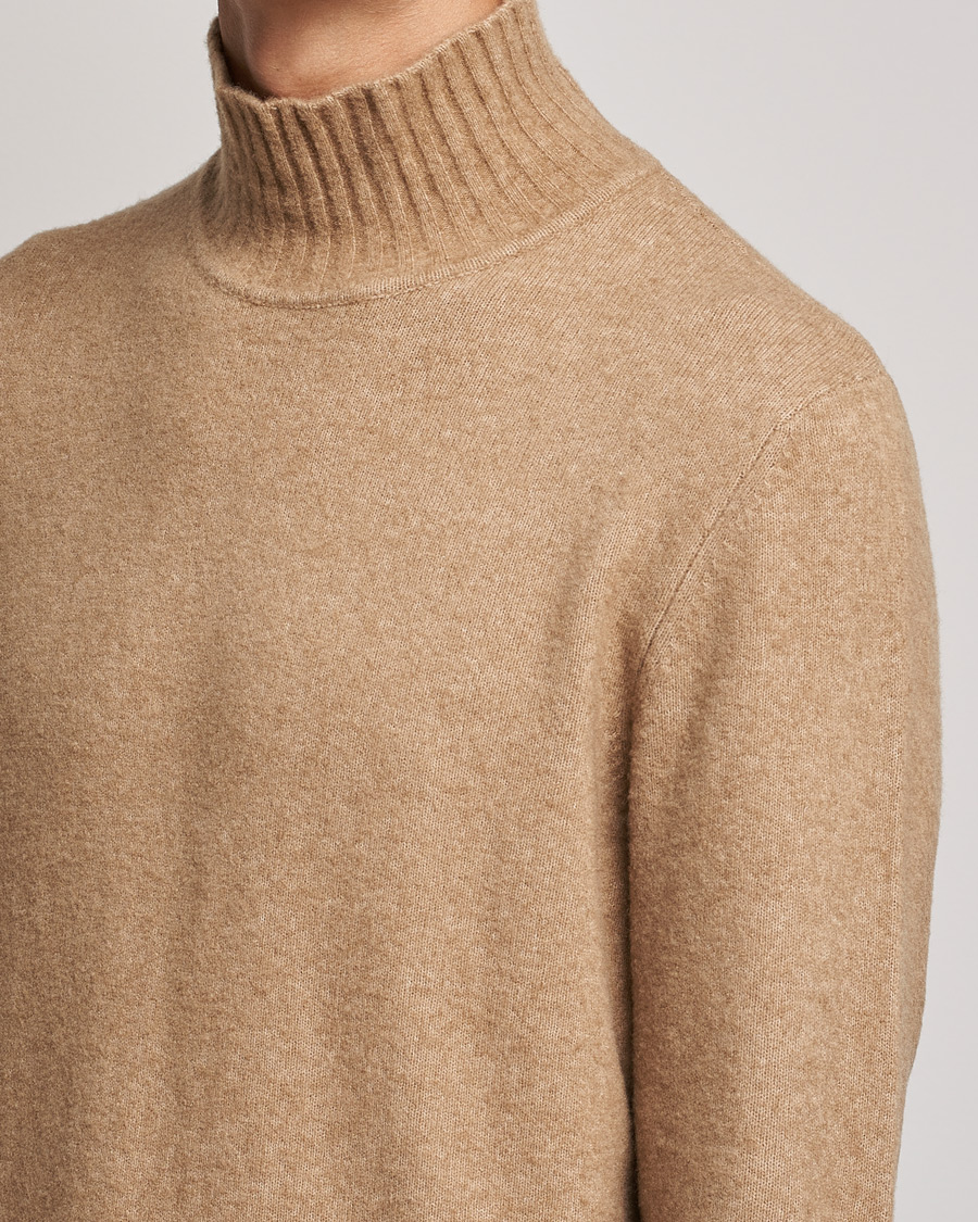 Mies | Puserot | J.Lindeberg | Orian Wool Blend Turtleneck Tiger Brown