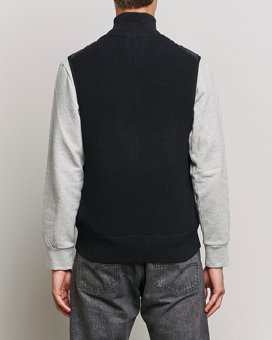 Mies | Puserot | J.Lindeberg | Becket Knitted Hybrid Zip Vest Black