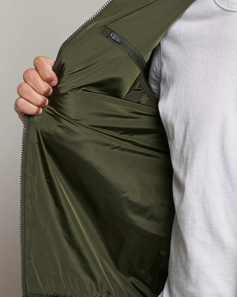 Mies | Puserot | J.Lindeberg | Pierre Knitted Hybrid Full Zip Hood Forest Green