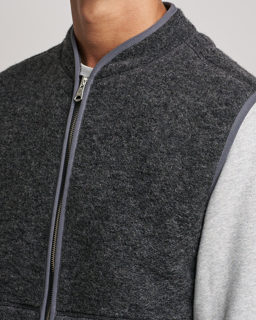Mies | Puserot | J.Lindeberg | Duncan Wool Fleece Vest Grey Melange