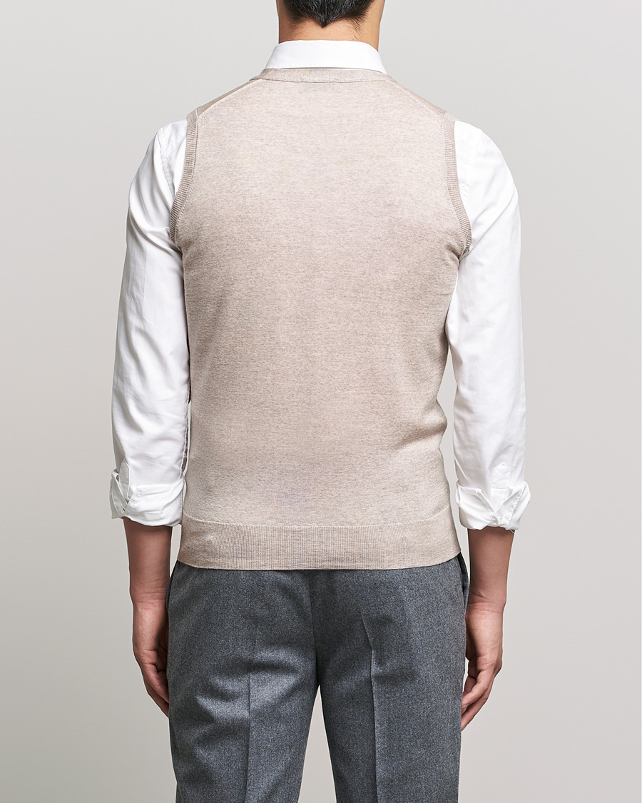 Mies | Puserot | John Smedley | Huntswood Slim Fit Waistcoat Soft Fawn