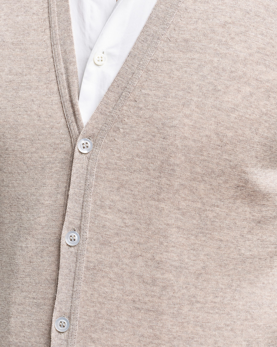 Mies | Puserot | John Smedley | Huntswood Slim Fit Waistcoat Soft Fawn