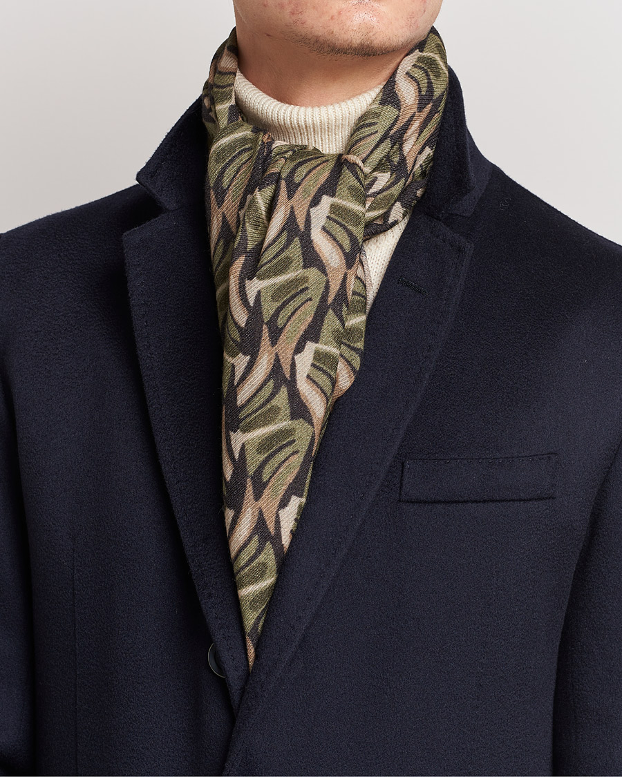 Mies | Kiton Printed Cashmere Blend Scarf Olive/Beige | Kiton | Printed Cashmere Blend Scarf Olive/Beige