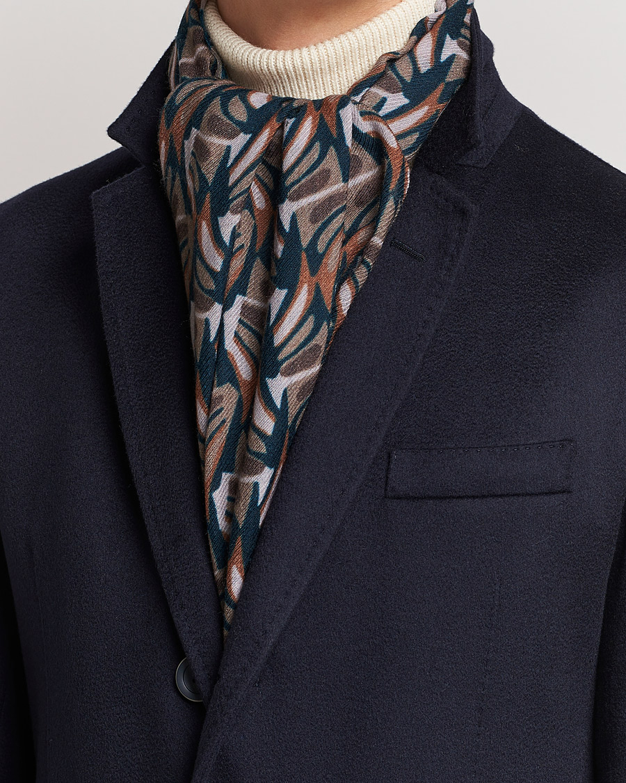 Mies | Kiton Printed Cashmere Blend Scarf Navy/Beige | Kiton | Printed Cashmere Blend Scarf Navy/Beige