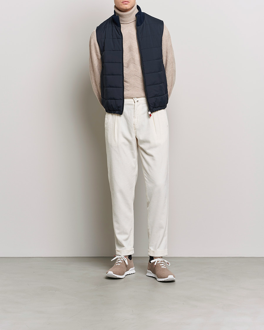 Mies | Housut | Kiton | Slim Fit Cashmere Corduroy Trousers Off White