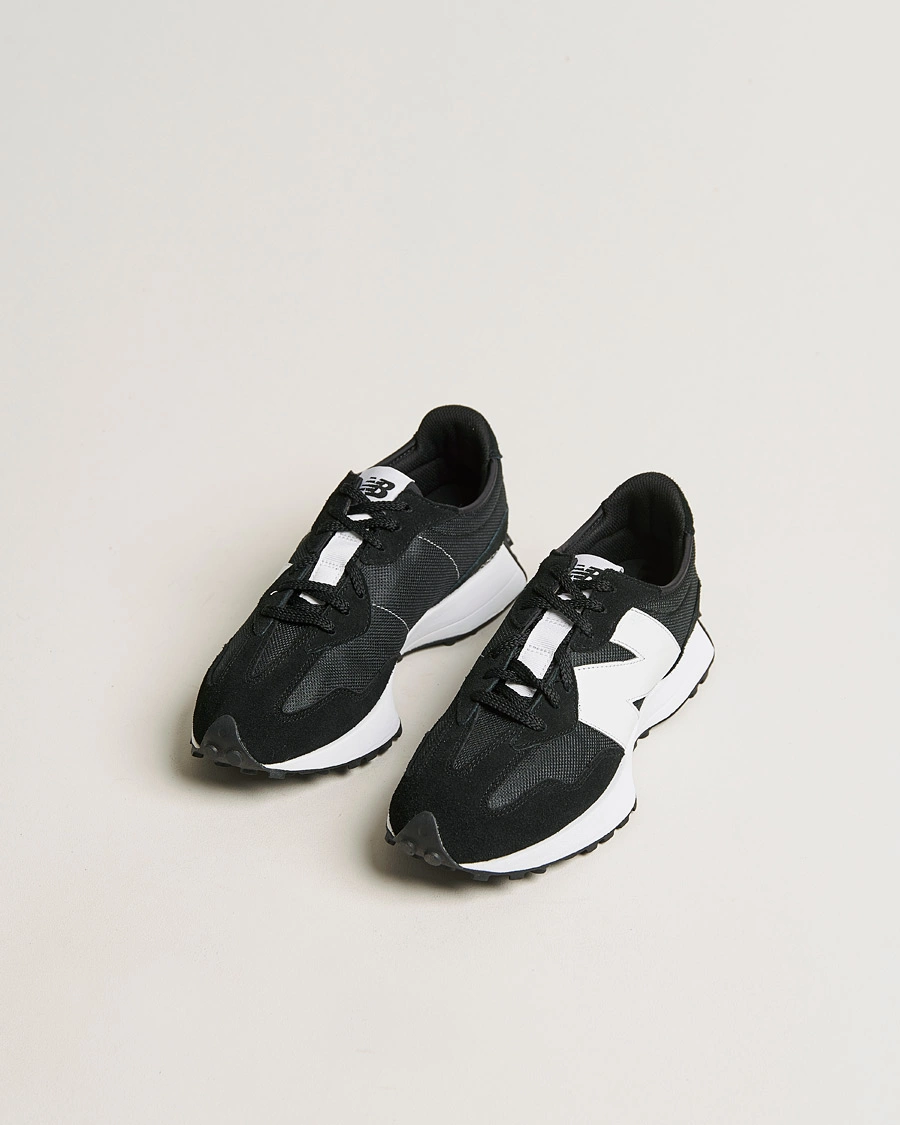 Mies | Mustat tennarit | New Balance | 327 Sneakers Black