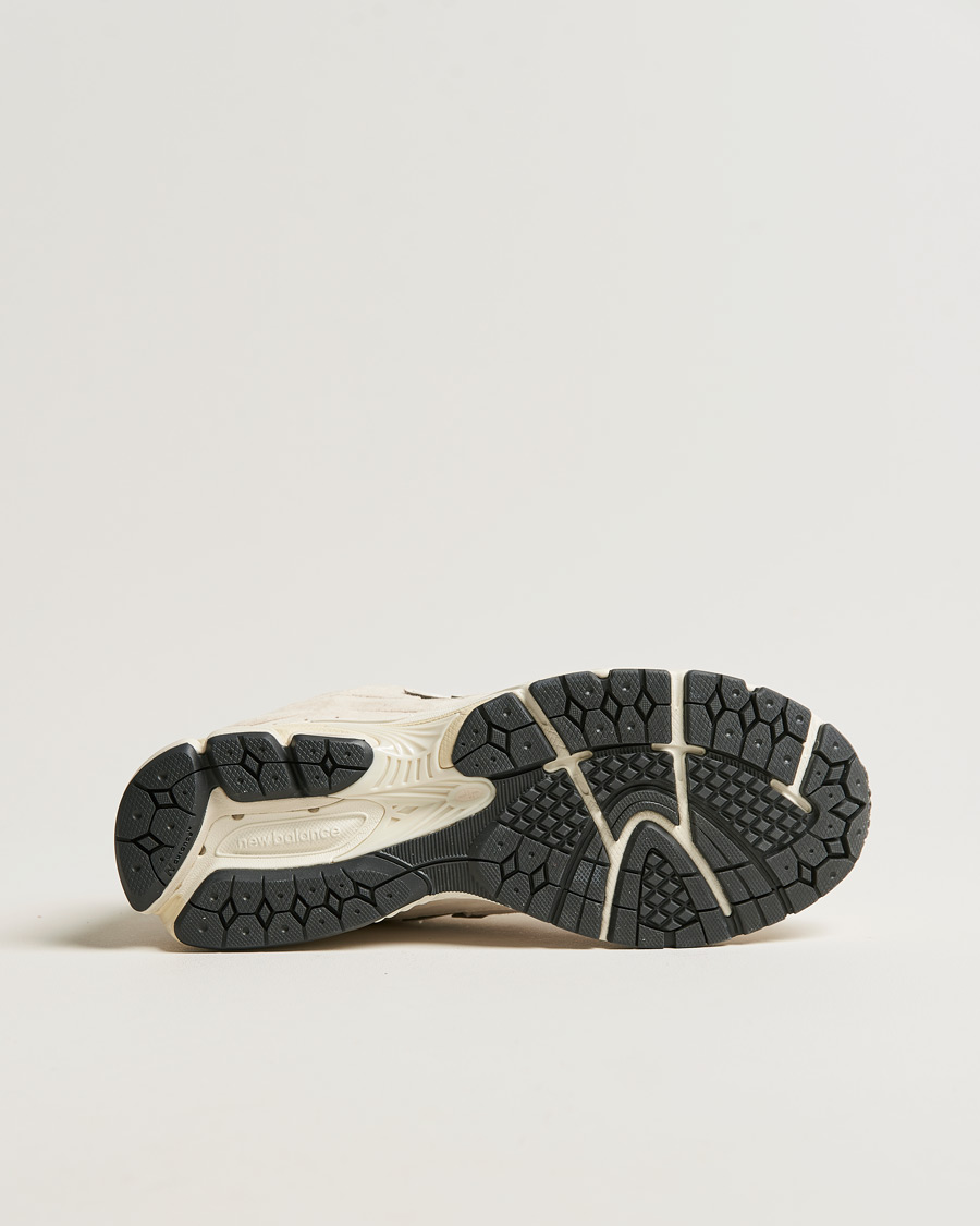 Mies | Tennarit | New Balance | 2002R Sneakers Calm Taupe