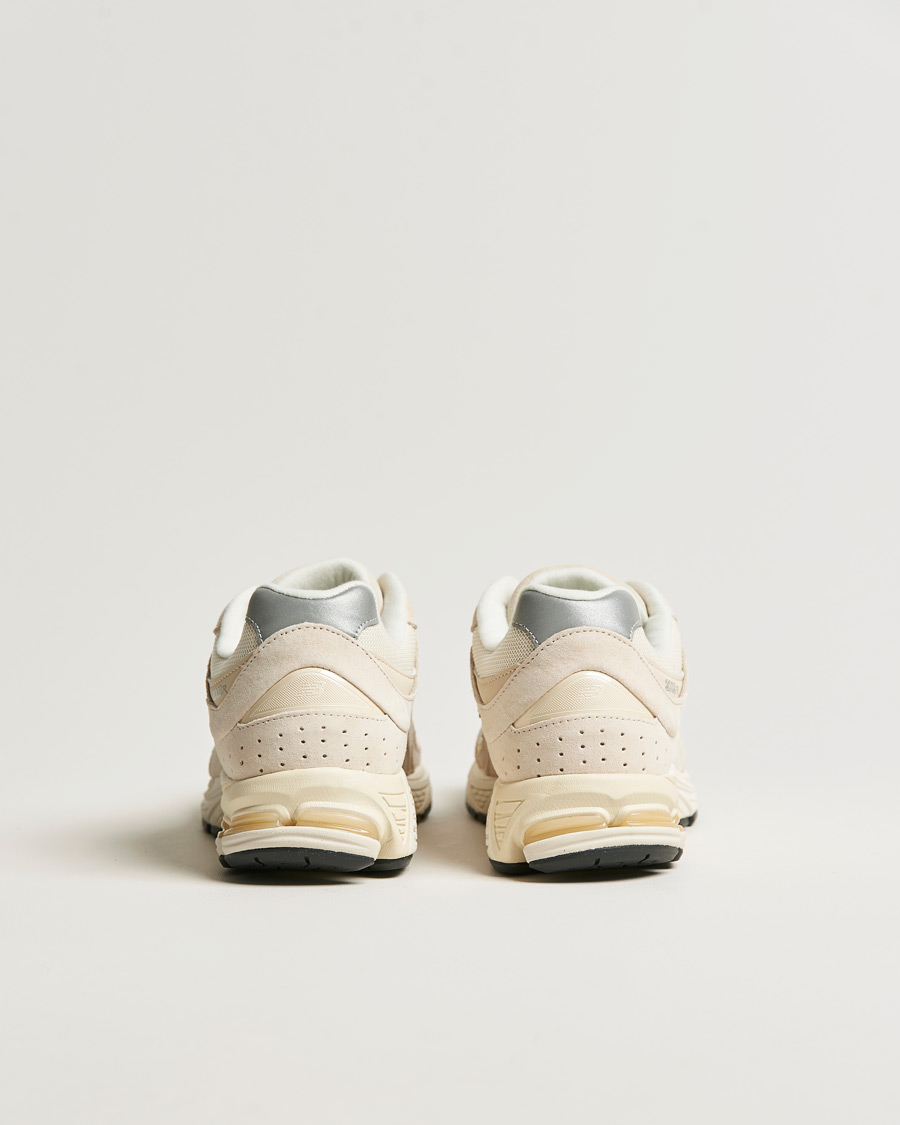 Mies | Tennarit | New Balance | 2002R Sneakers Calm Taupe