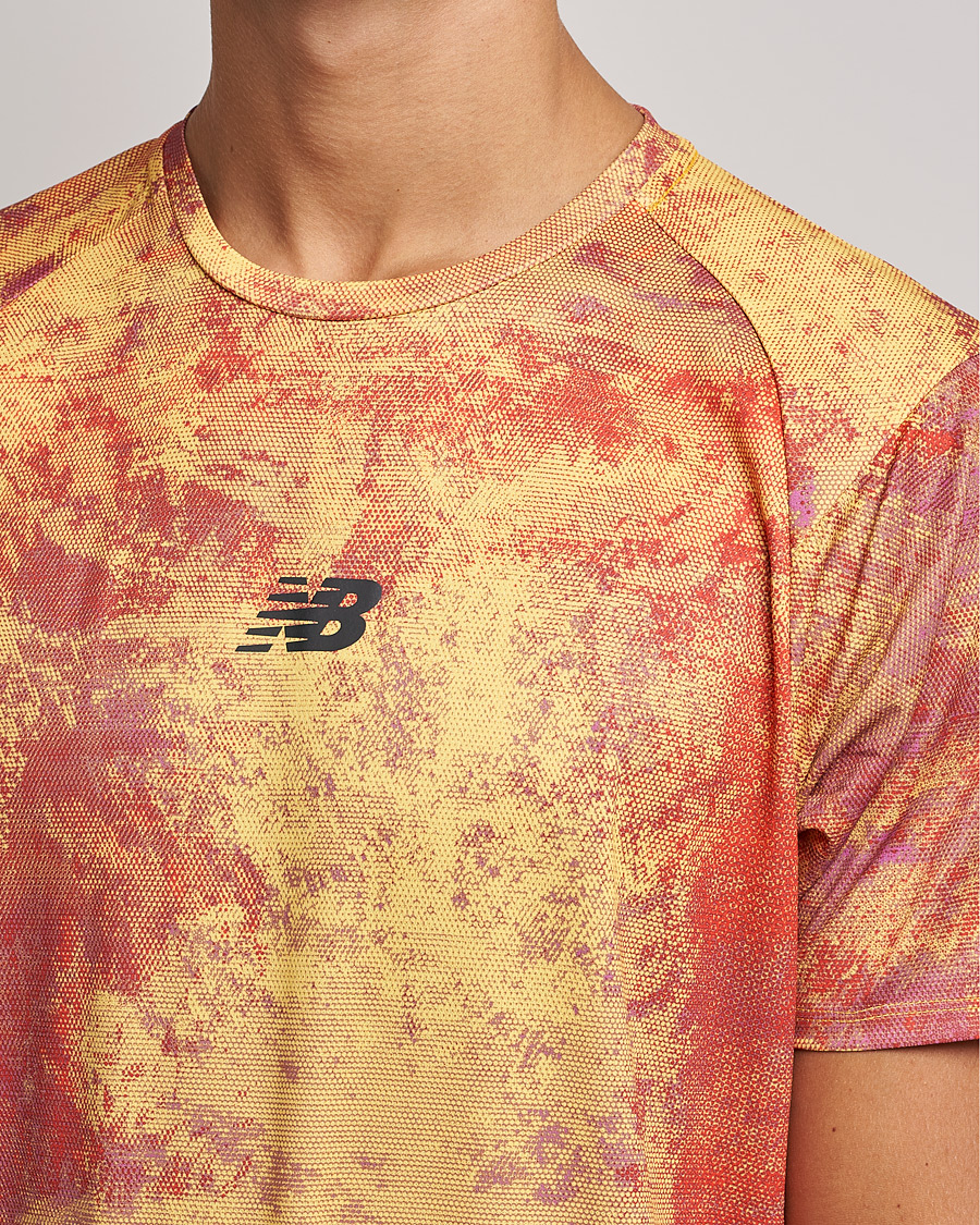 Mies | T-paidat | New Balance Running | All-Terrain Printed Short Sleeve Electric Purple