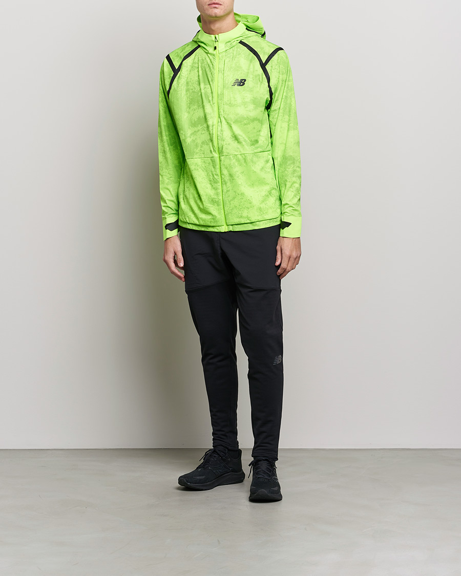 Mies | Takit | New Balance Running | All-Terrain Waterproof Jacket Pixel Green