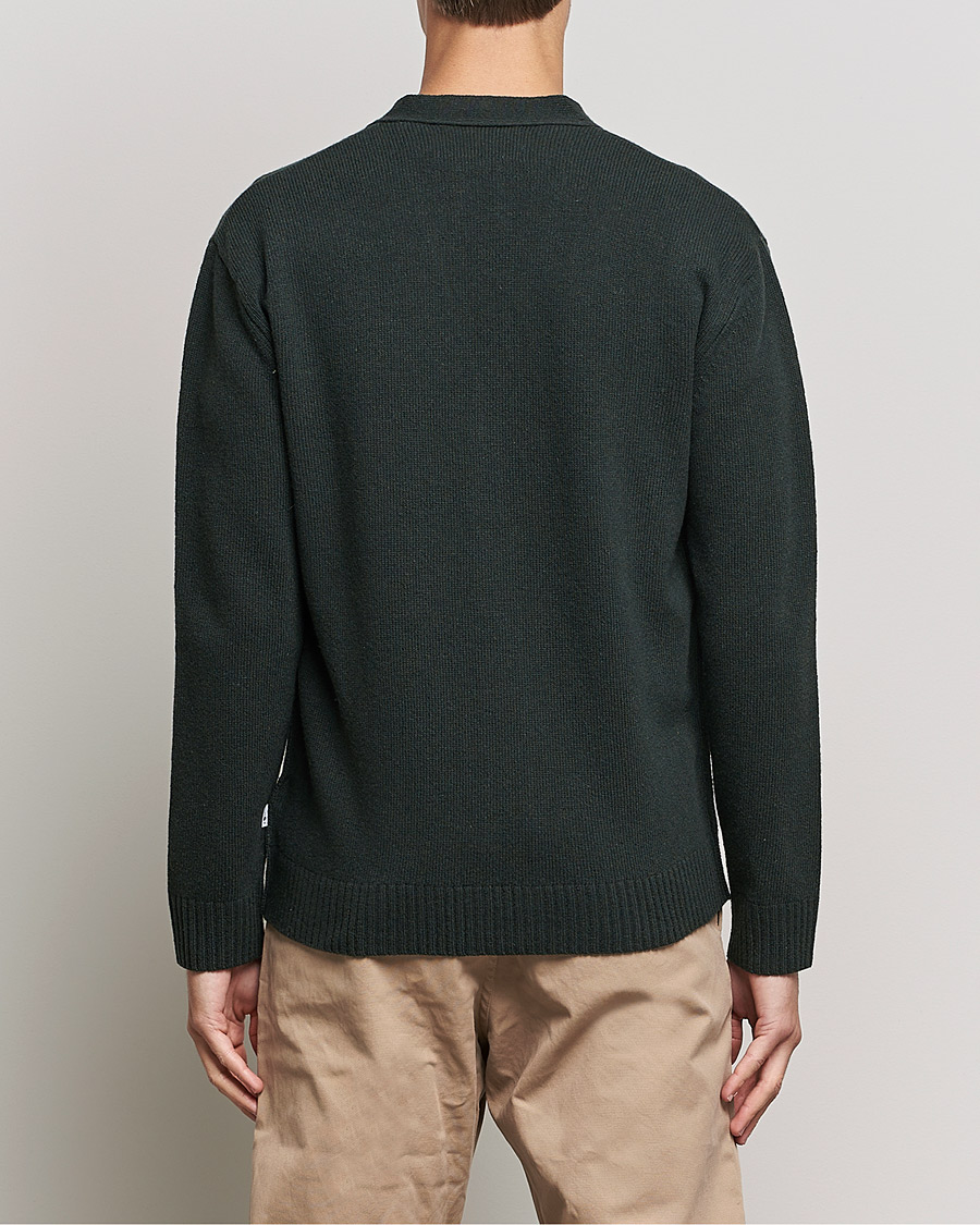 Mies | Puserot | NN07 | Bjorn Lambswool Cardigan Dark Army