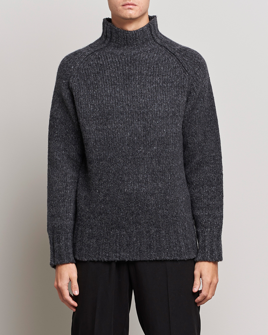 Mies | Puserot | NN07 | William Merino Knitted Polo Concrete