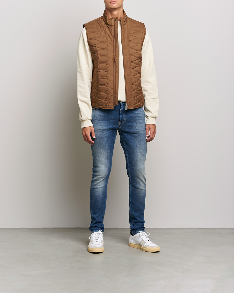 Mies | Farkut | Tiger of Sweden | Evolve Superstretch Jeans Royal Blue