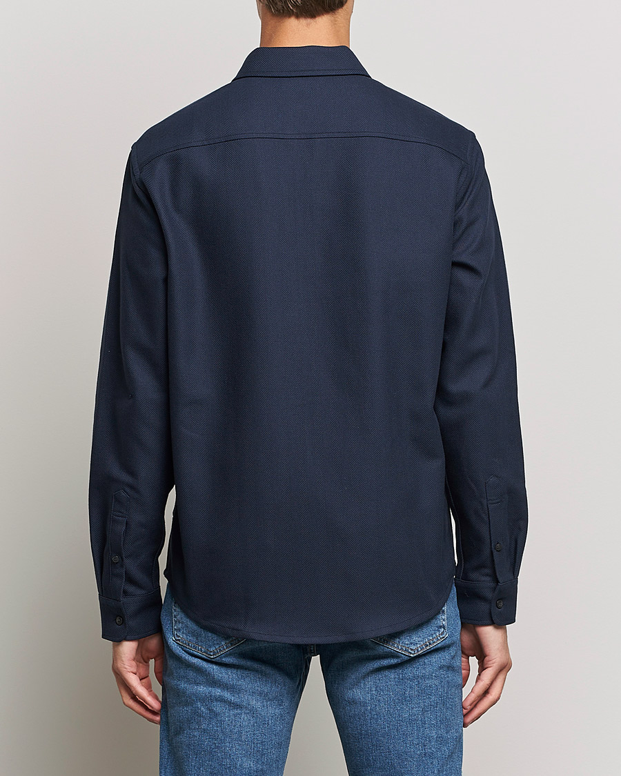 Mies | Kauluspaidat | Tiger of Sweden | Noel P Herringbone Shirt Night Blue