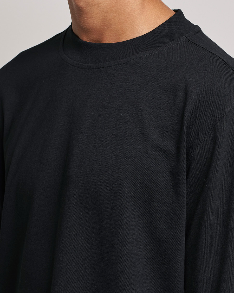 Mies | T-paidat | Tiger of Sweden | Landler Long Sleeve Tee Black