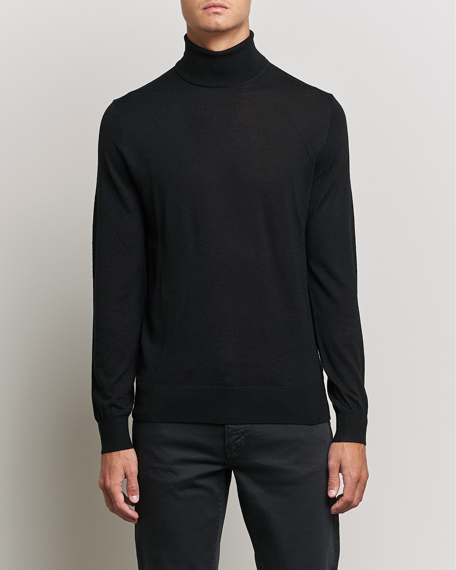 Mies | Puserot | Tiger of Sweden | Neville Extra Fine Merino Polo Black