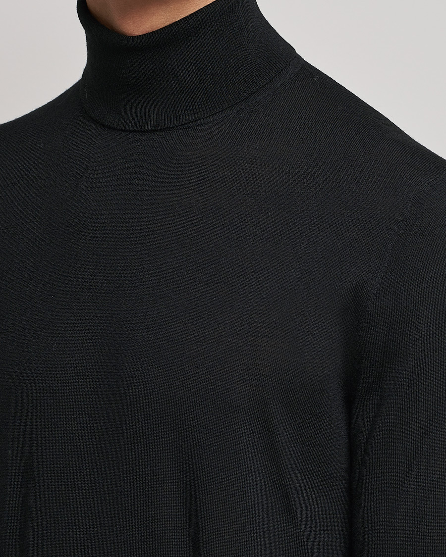 Mies | Puserot | Tiger of Sweden | Neville Extra Fine Merino Polo Black