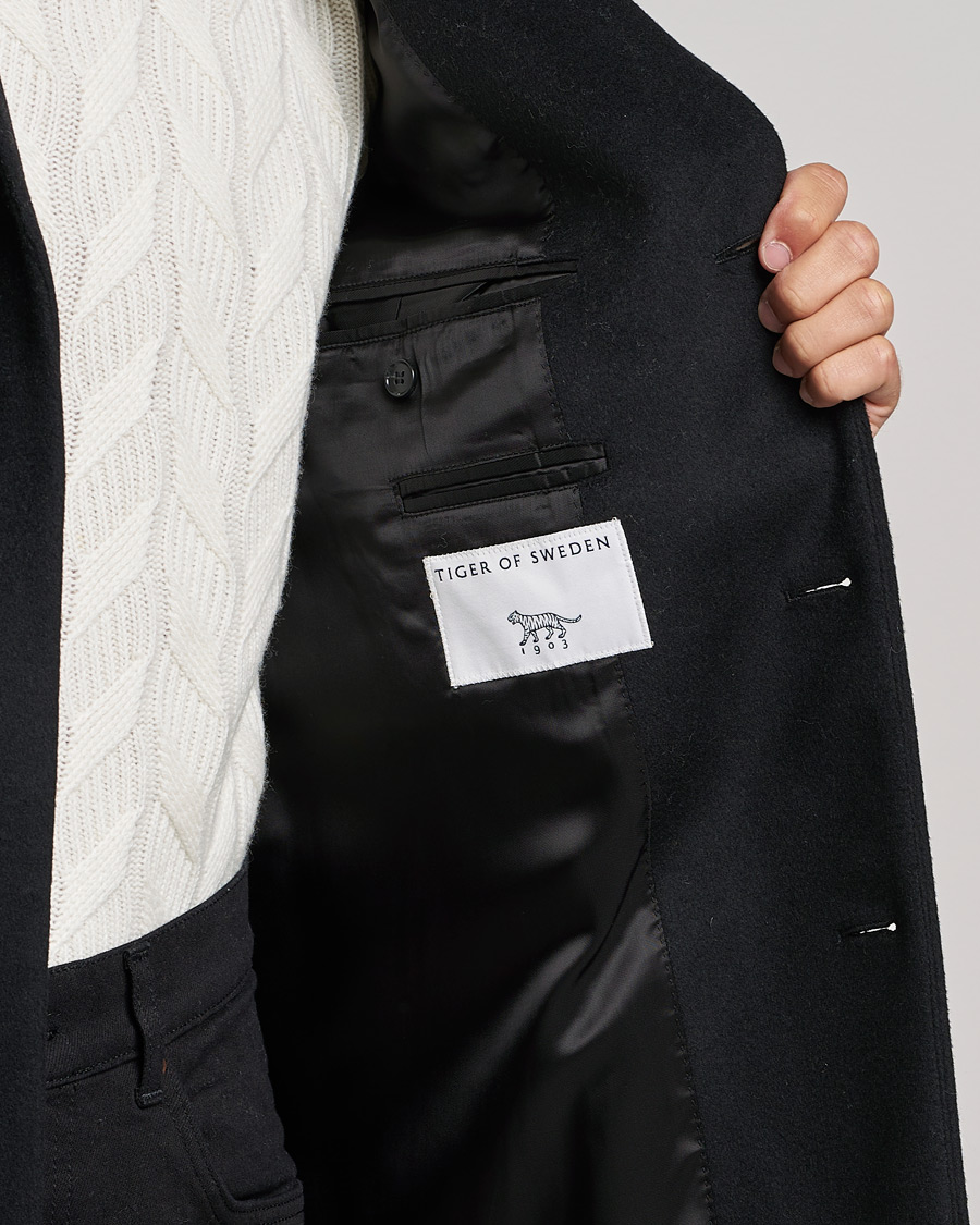 Mies | Takit | Tiger of Sweden | Cempsey Wool Cashmere Coat Black