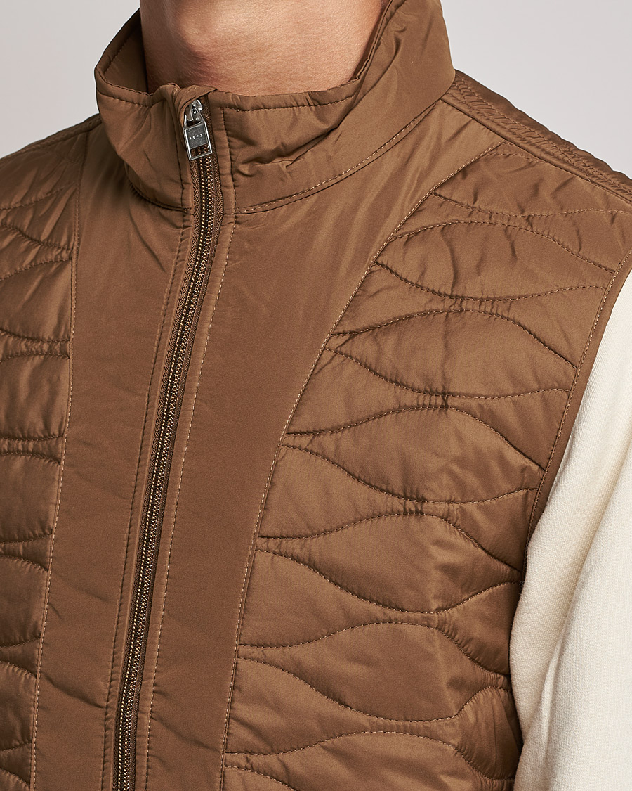 Mies | Takit | Tiger of Sweden | Vennier Vest Old Brass