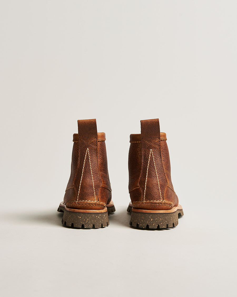 Mies | Yuketen Cortina Sole Angler Boots Brown Grain Calf | Yuketen | Cortina Sole Angler Boots Brown Grain Calf