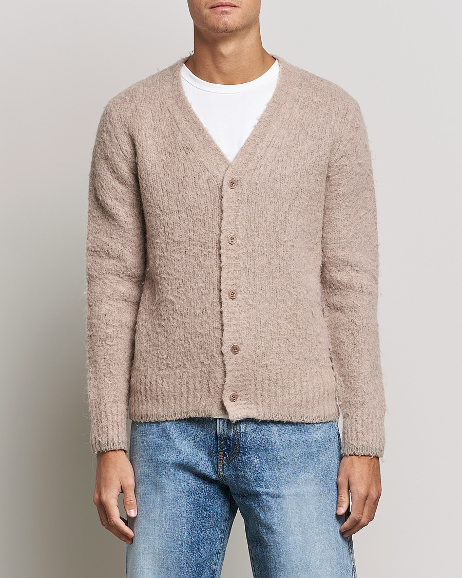Mies | Puserot | AMI | Brushed Wool Cardigan Beige
