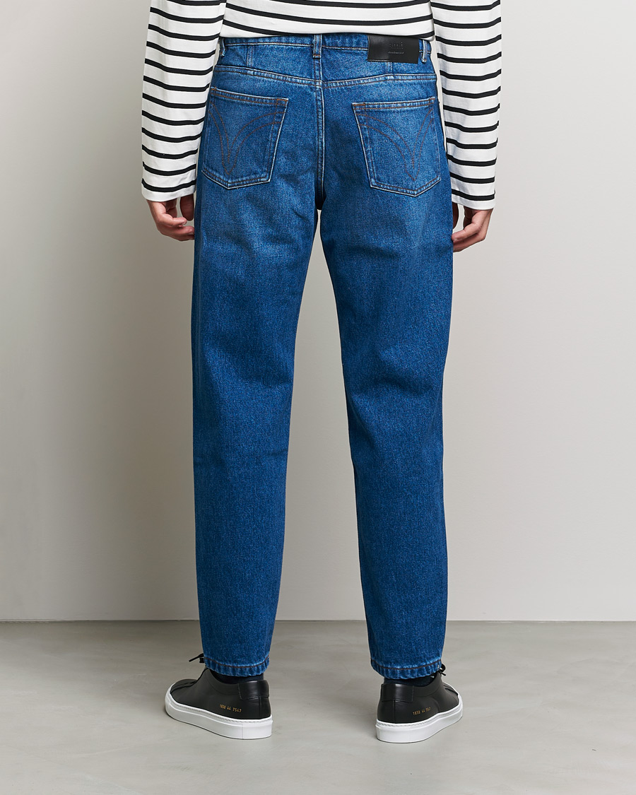 Mies | Farkut | AMI | Tapered Jeans Dark Blue Wash
