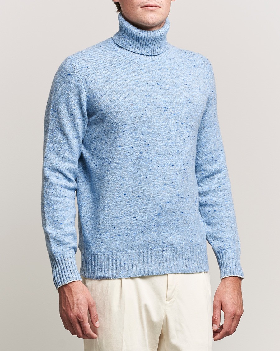 Mies | Puserot | Brunello Cucinelli | Cashmere Blend Rollneck Light Blue