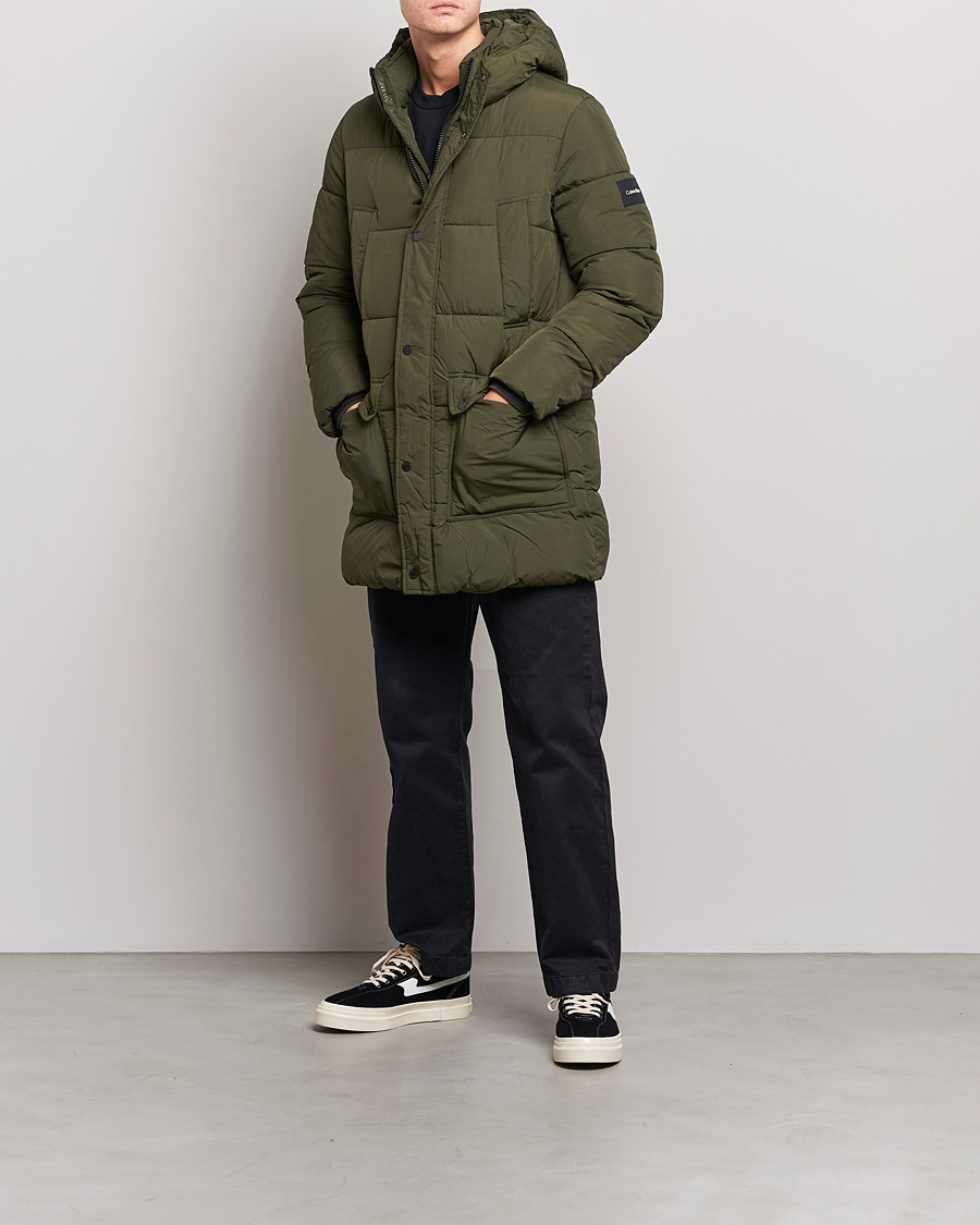 Mies | Takit | Calvin Klein | Crinkle Nylon Long Puffer Jacker Dark Olive