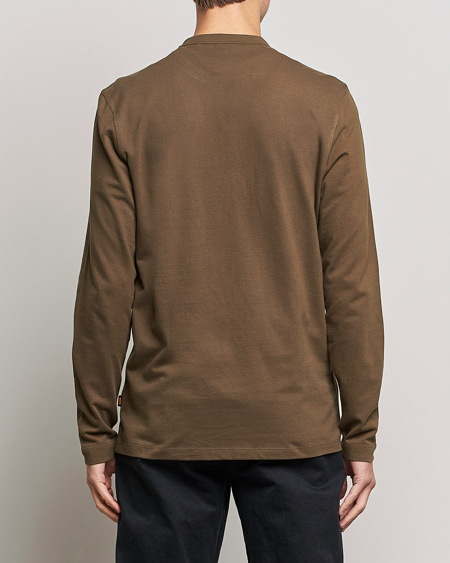 Mies | Puserot | BOSS ORANGE | Teetwill Henley Dark Green