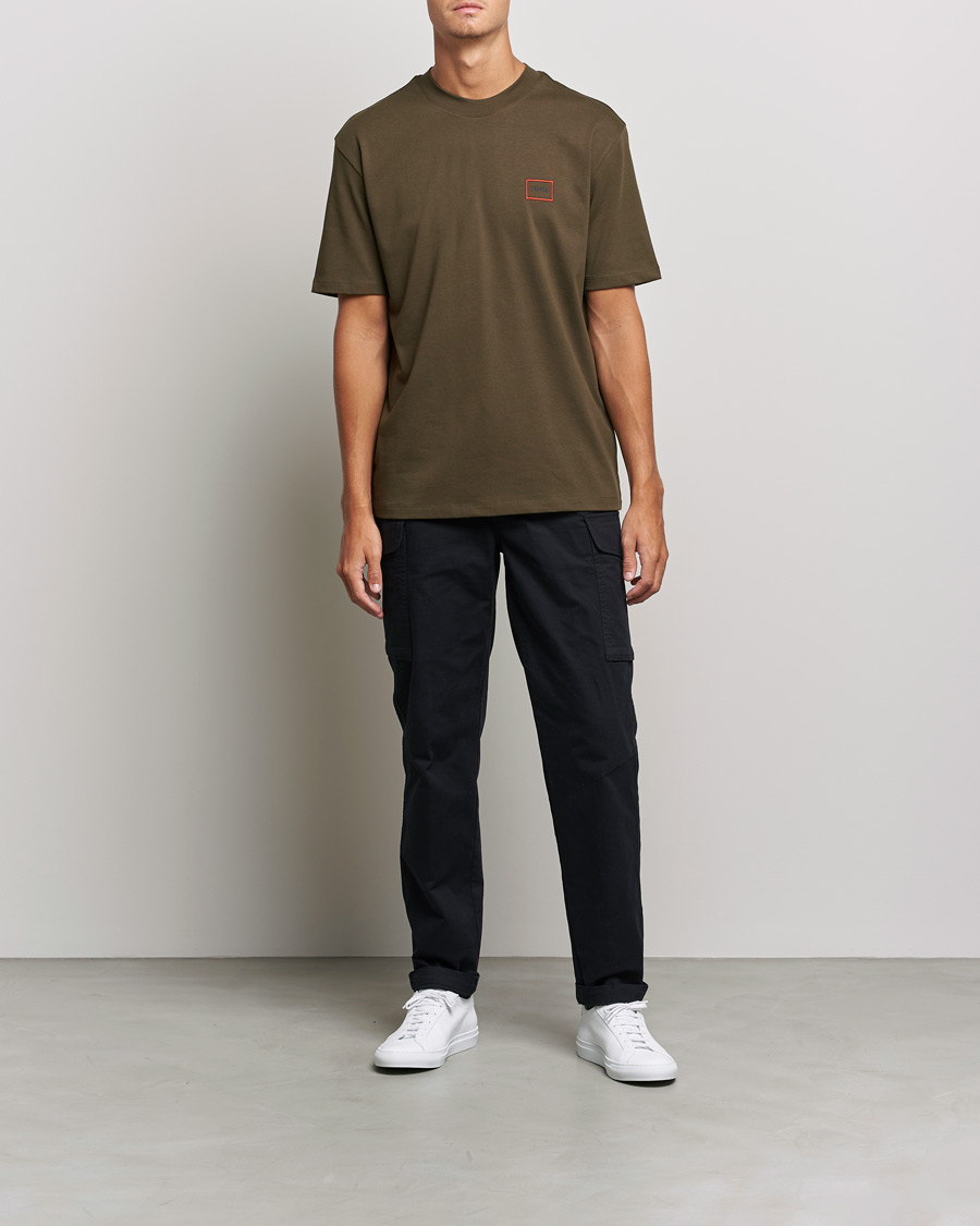 Mies | T-paidat | HUGO | Dosmos Logo Crew Neck T-Shirt Dark Green