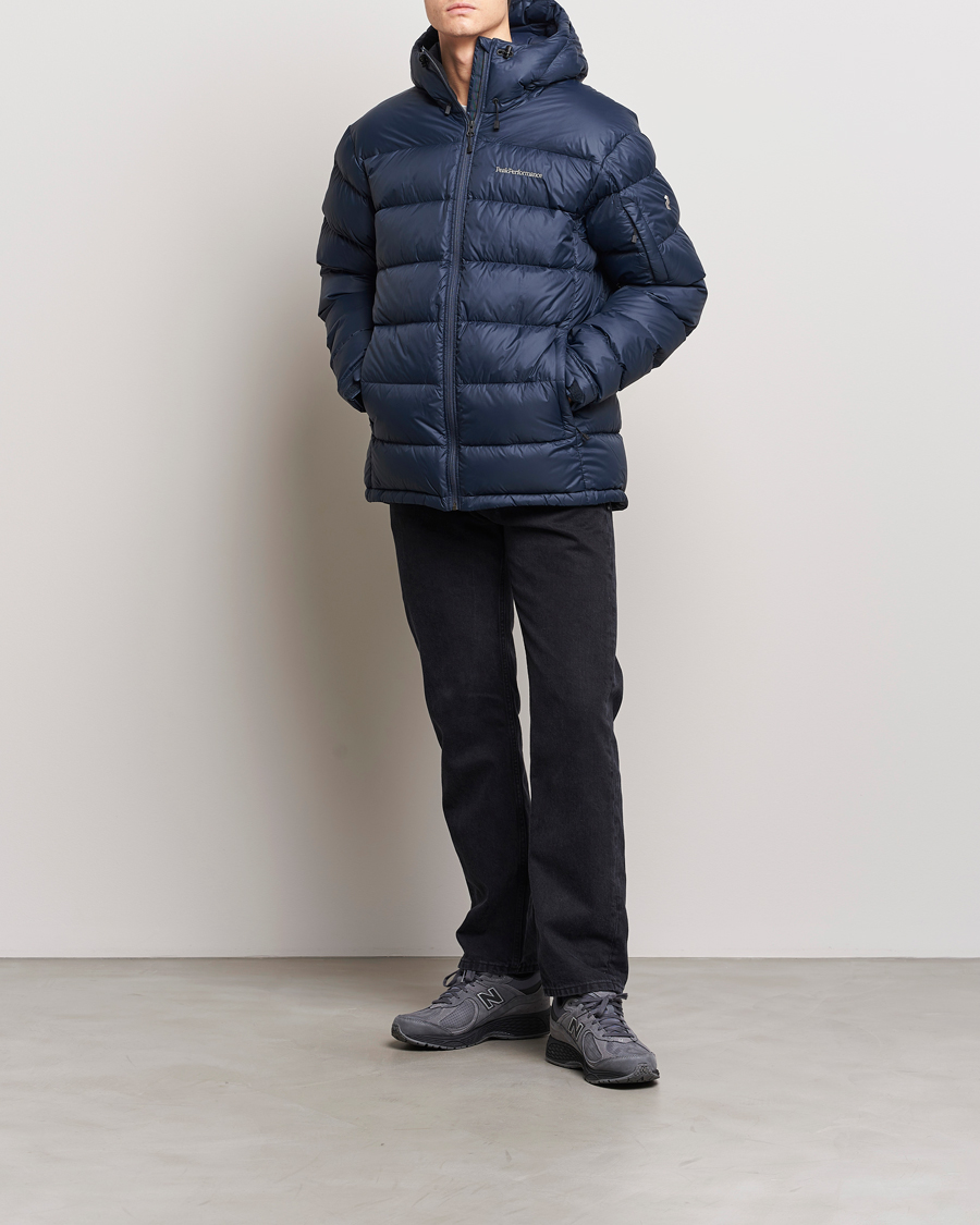 Mies | Takit | Peak Performance | Frost Down Hooded Jacket Blue Shadow