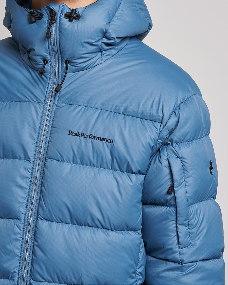 Mies | Takit | Peak Performance | Frost Down Hooded Jacket Shallow