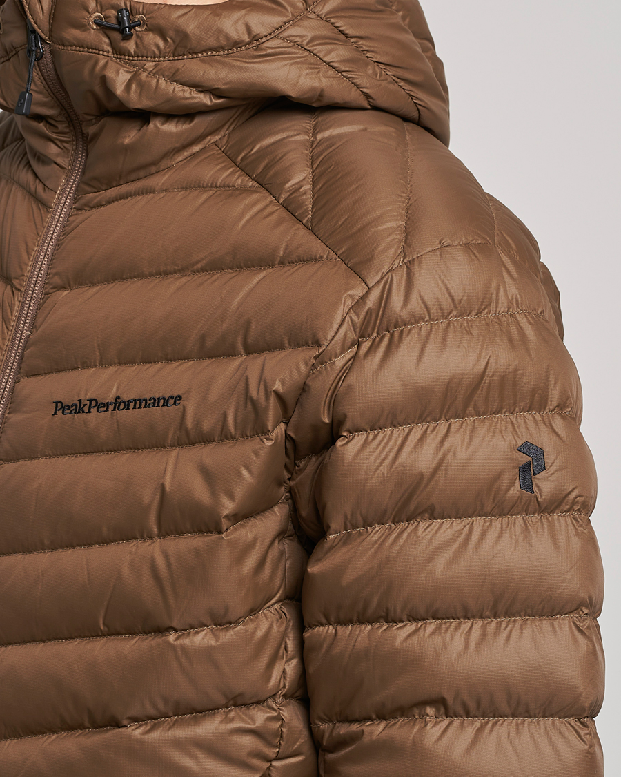 Mies | Takit | Peak Performance | Frost Liner Down Hooded Jacket Woody