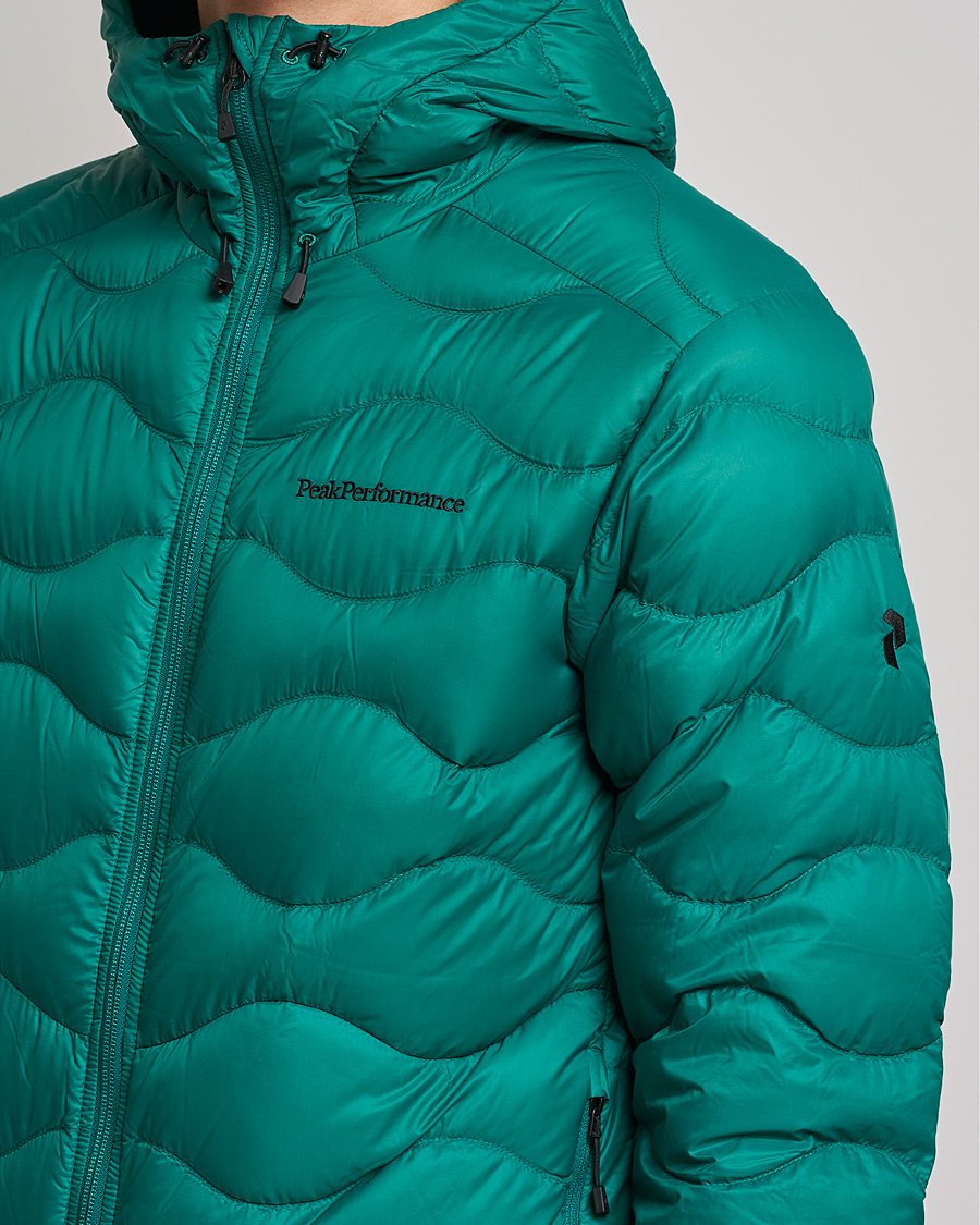 Mies | Takit | Peak Performance | Helium Down Hood Green Ivy