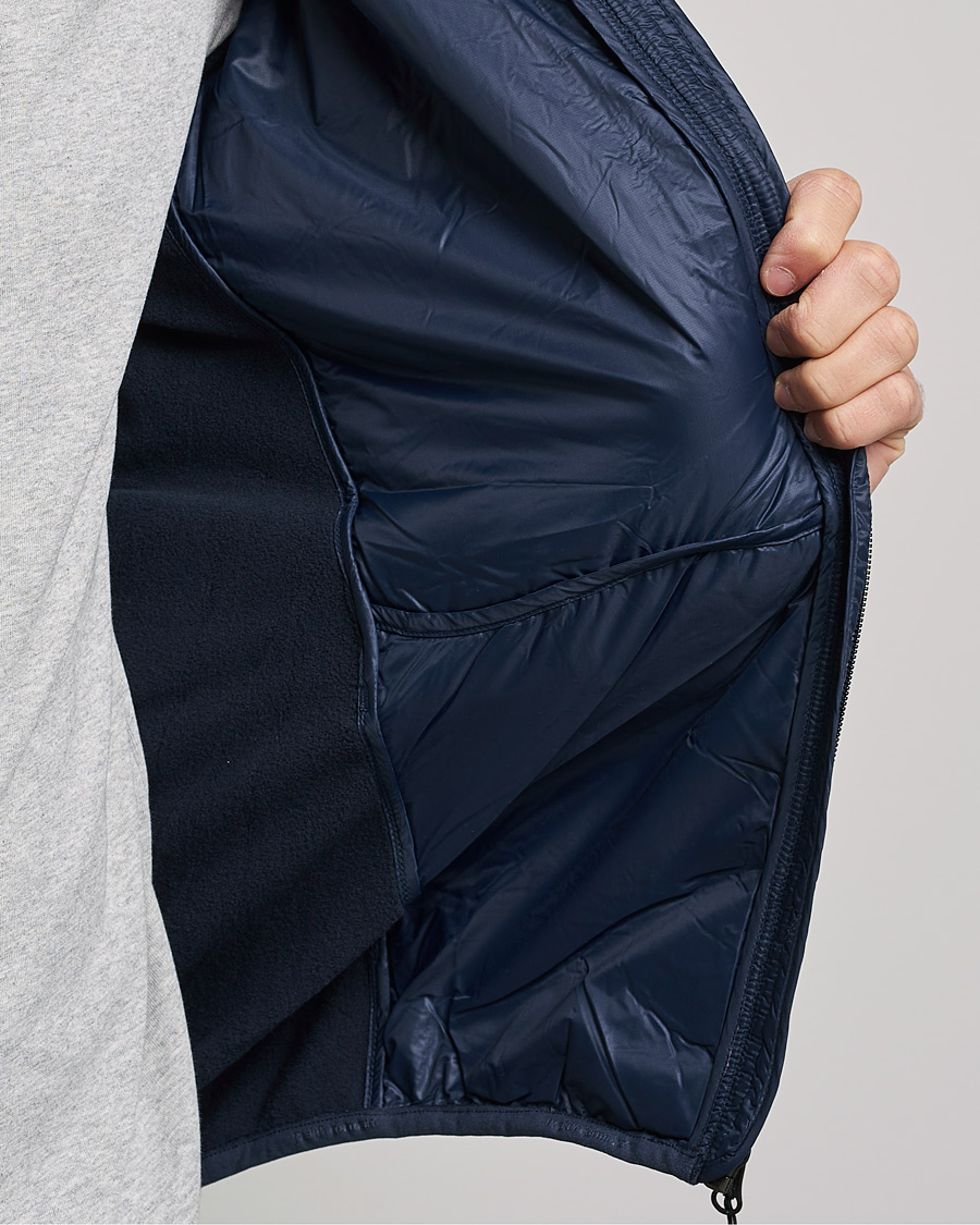 Mies | Takit | Peak Performance | Helium Down Hybrid Hood Jacket Blue Shadow
