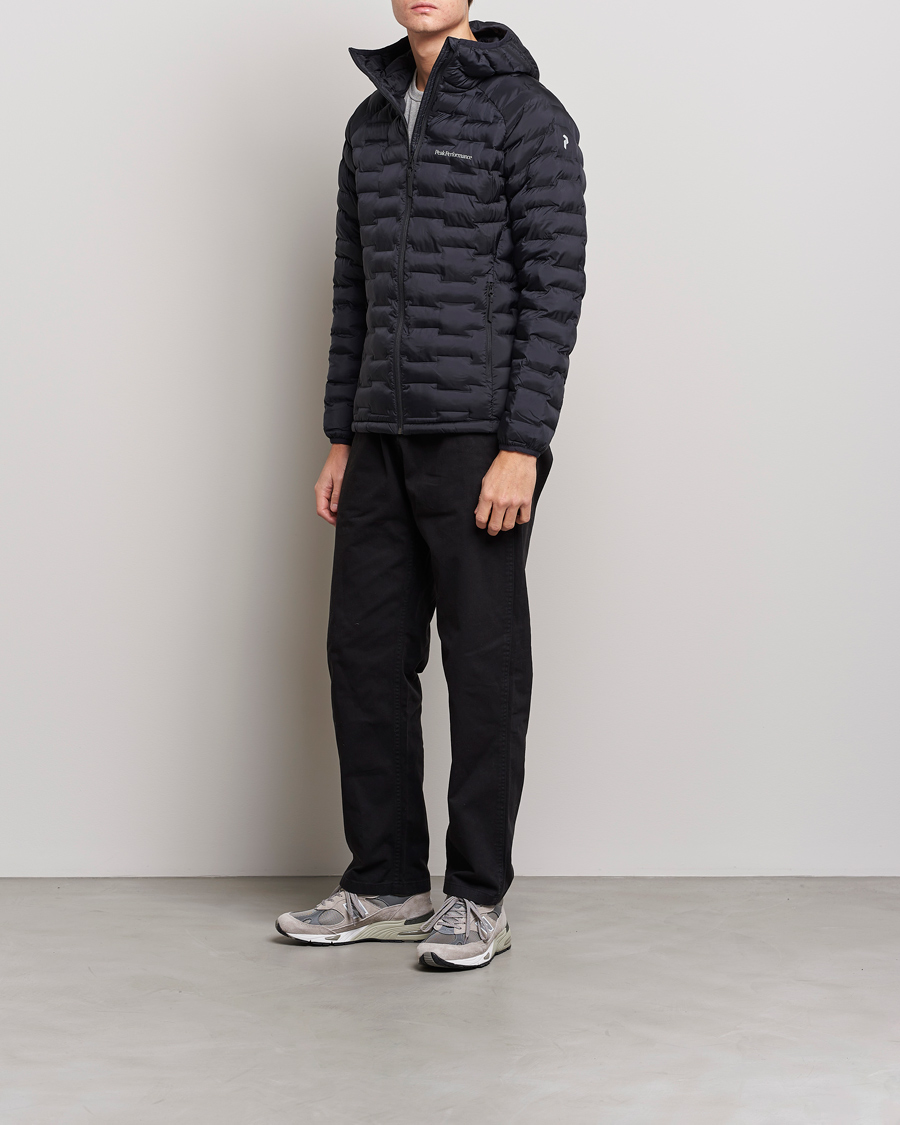 Mies | Takit | Peak Performance | Argon Light Hood Jacket Black