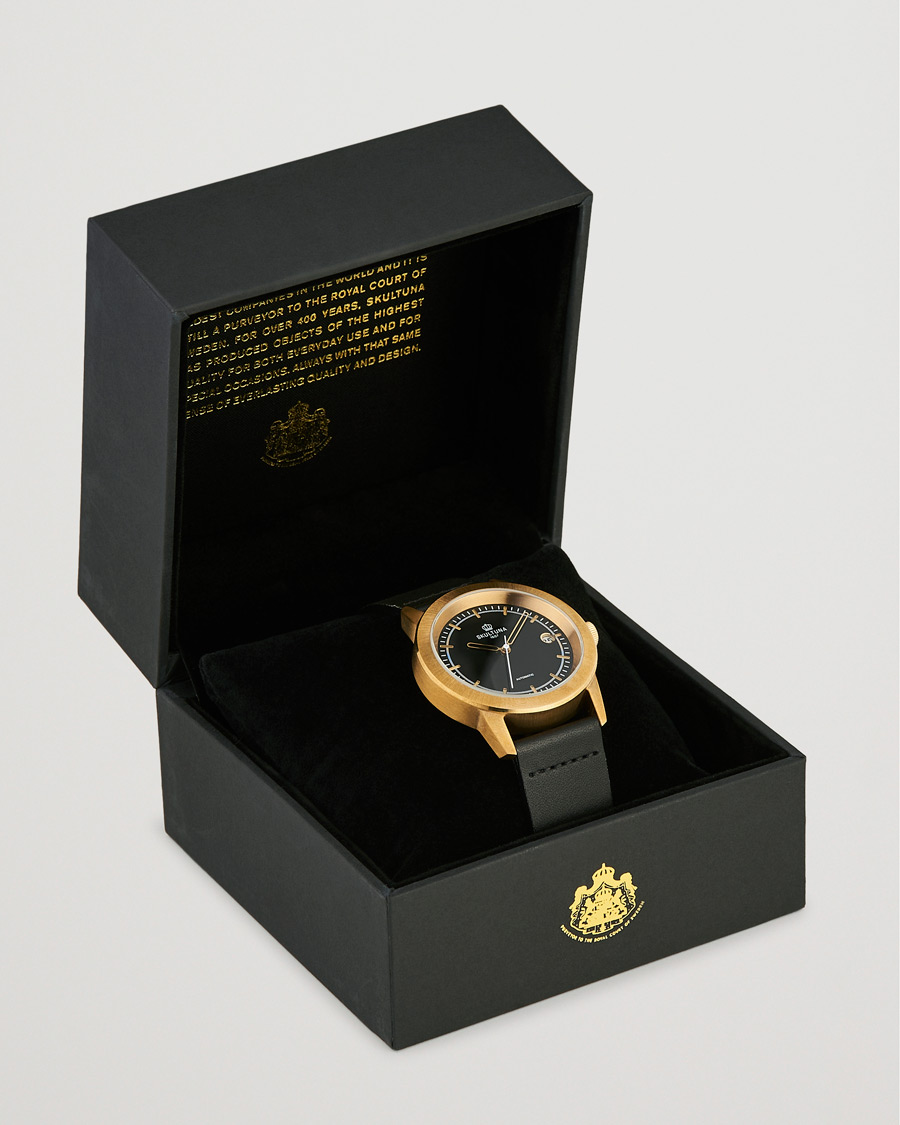 Mies | Skultuna 37mm Automatic Brass Black Dail | Skultuna | 37mm Automatic Brass Black Dail