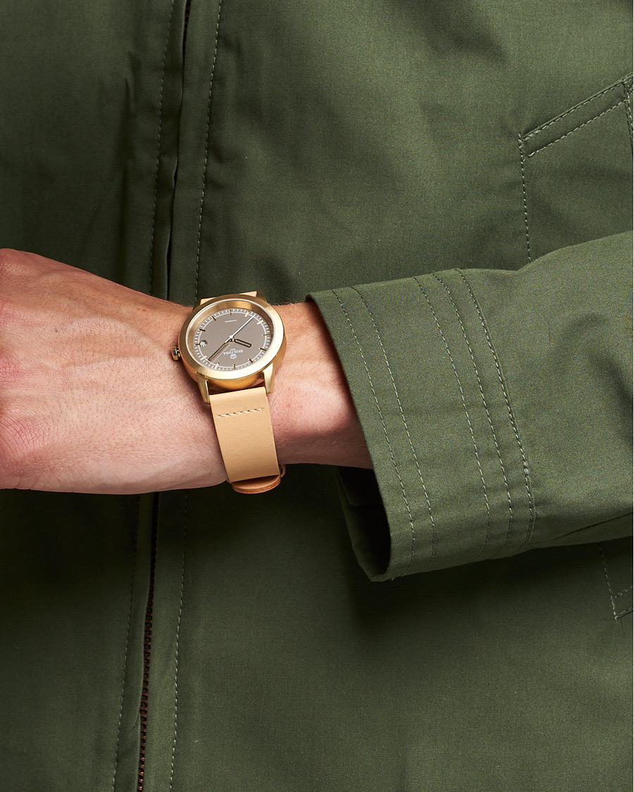 Mies | Fine watches | Skultuna | 37mm Automatic Brass Grey Dail
