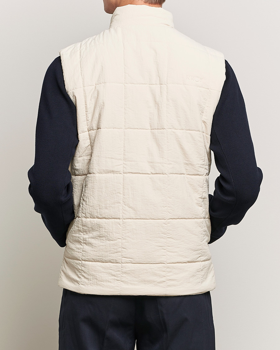 Mies | Ulkoliivit | NN07 | Verve Primaloft Vest Ecru