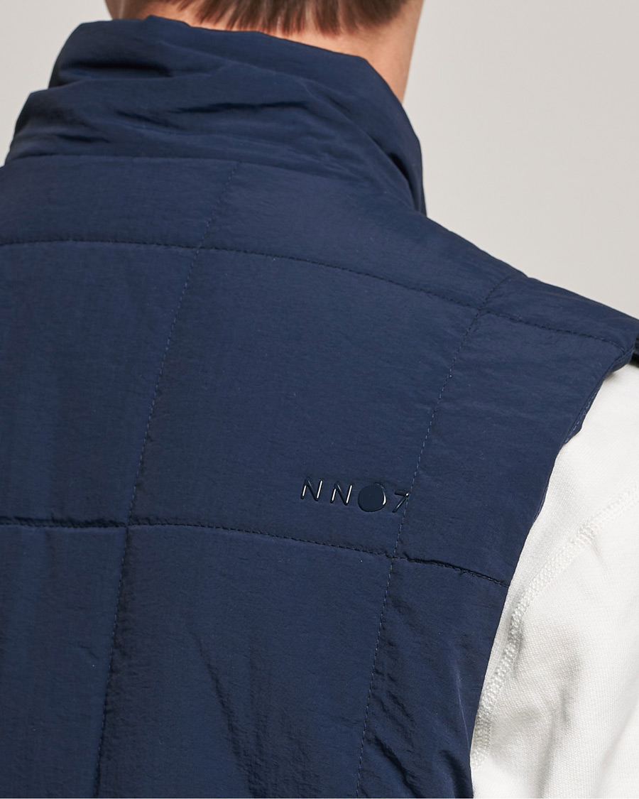 Mies | Ulkoliivit | NN07 | Verve Primaloft Vest Navy