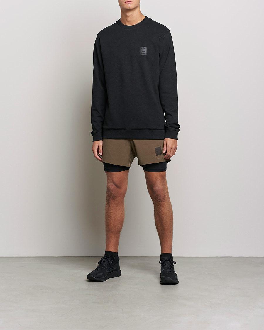 Mies | T-paidat | NN07 | Barrow Long Sleeve Crew Black